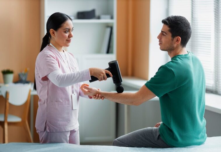 Discover the Best Physiotherapy and Chiropractic Clinic in Pune